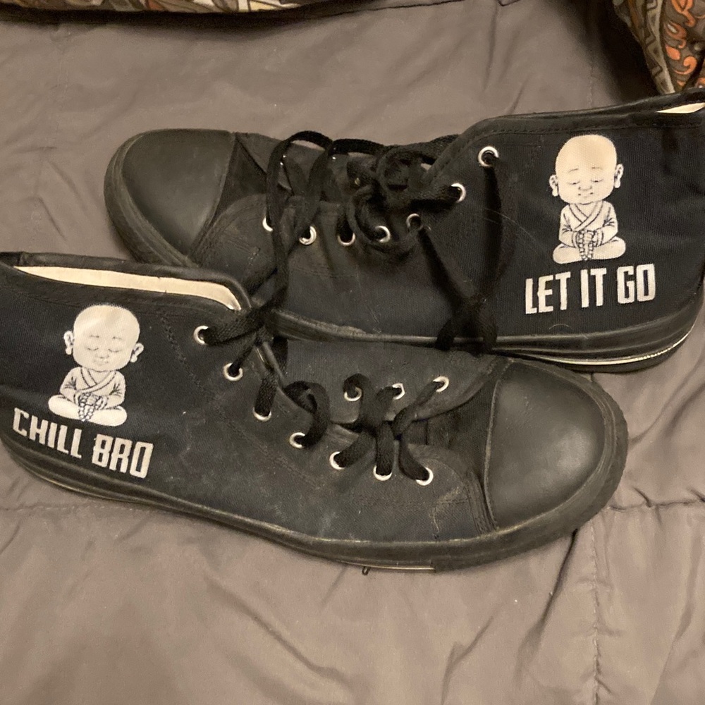 Black High-Top with Buddha .